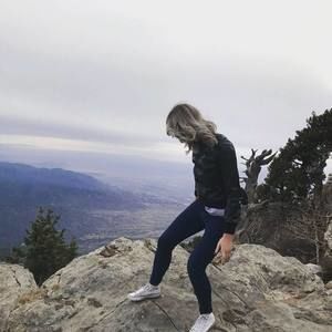 Meet your Posher, Aly